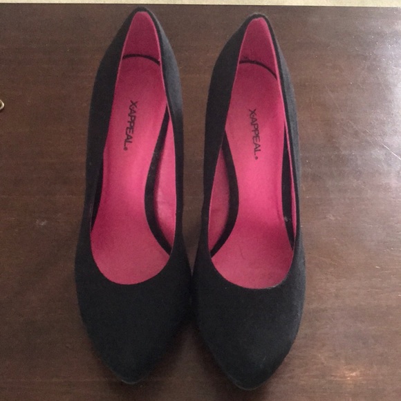 xappeal suede heels